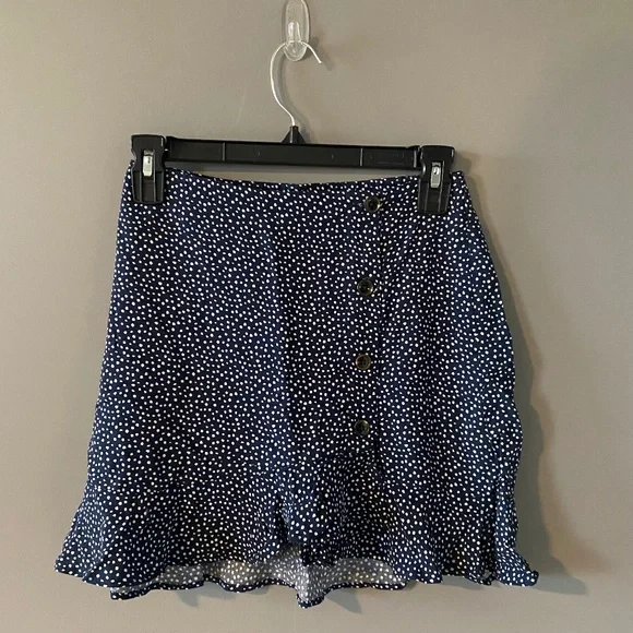 Hollister Button Up Skirt - Picture 1 of 3